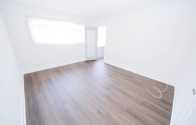 1 bed, 1 bath, $2,395, Unit 24