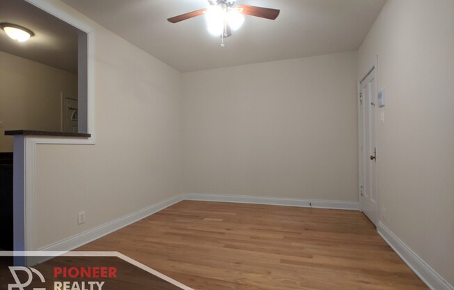 2840 N Orchard St , 2846-46