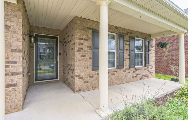 Amazing Home In Creekside Station