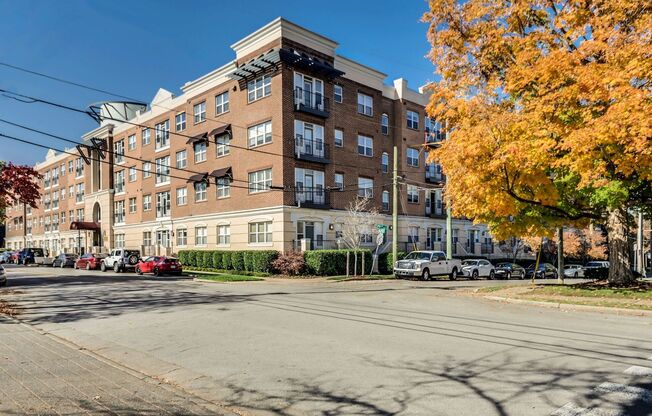 1 bed, 1 bath, $1,850, Unit APARTMENT # 414