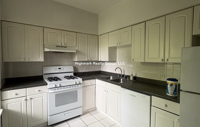 550 ELMWOOD AVE