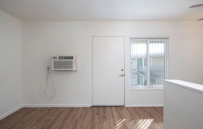 1 bed, 1 bath, $1,995, Unit 65