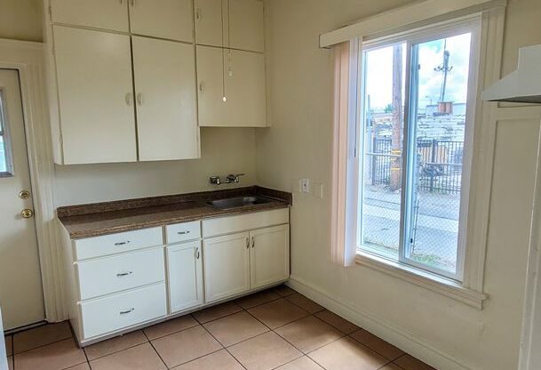 1 bed, 1 bath, 407 sqft, $1,605, Unit 7528.5