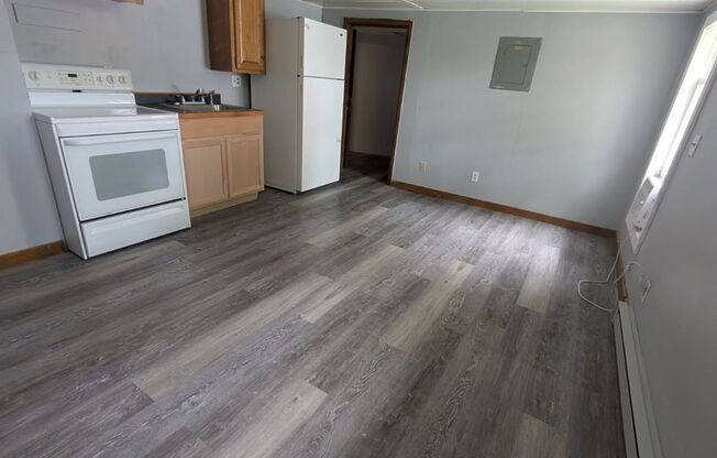 407 7th St NE Staples, MN 56479