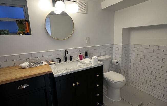 1 bed, 1 bath, $2,500, Unit BSMT