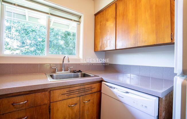 2 beds, 1 bath, 740 sqft, $1,450, Unit 103