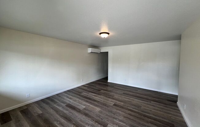 2 beds, 1 bath, 850 sqft, $1,095, Unit 264