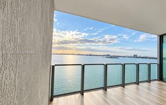 2 beds, 2.5 baths, $6,200, Unit # 1104