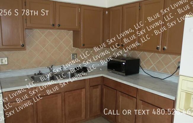 1256 S 78 ST