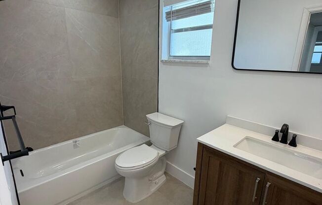 1 bed, 1 bath, 650 sqft, $1,825, Unit 4933-202