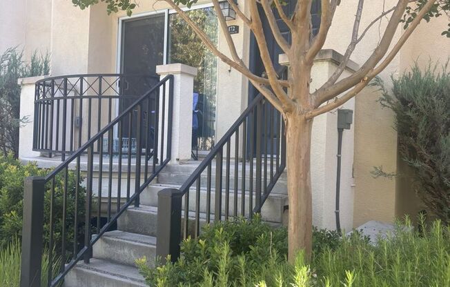 3 Bedroom 2.5 Home in Whisman Station close to Google/237/85/101 for easy commute!