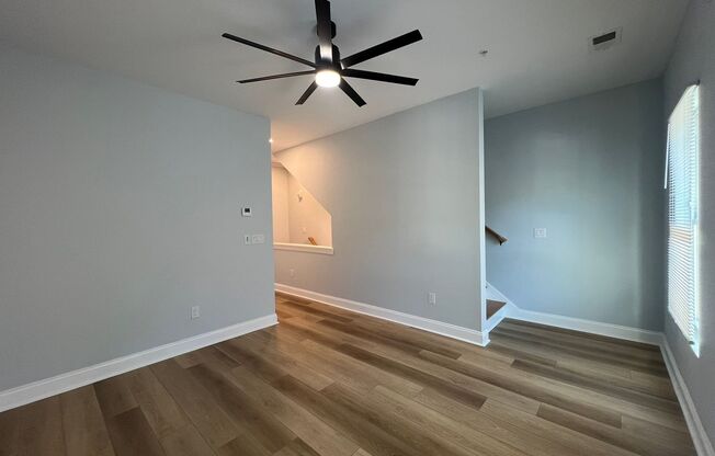 3 beds, 2.5 baths, 1,800 sqft, $3,200, Unit Unit D