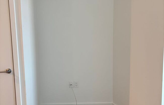 Studio, 1 bath, 494 sqft, $1,925, Unit 403