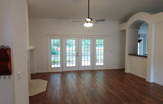 3 beds, 2 baths, $2,200