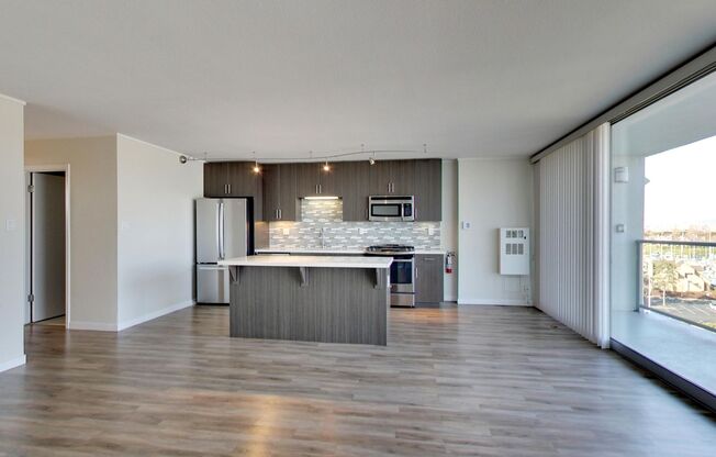 2 beds, 1 bath, 1,042 sqft, $3,440, Unit 212