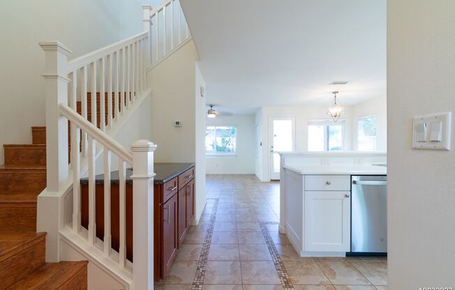 Ka Makana at Hoakalei 3BR/2.5BA/3 Parking, Avail 6/1, Must See!