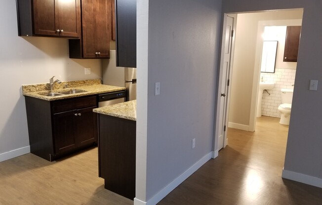 1 bed, 1 bath, $1,085, Unit 304