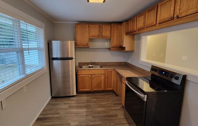 3 beds, 1 bath, $1,850