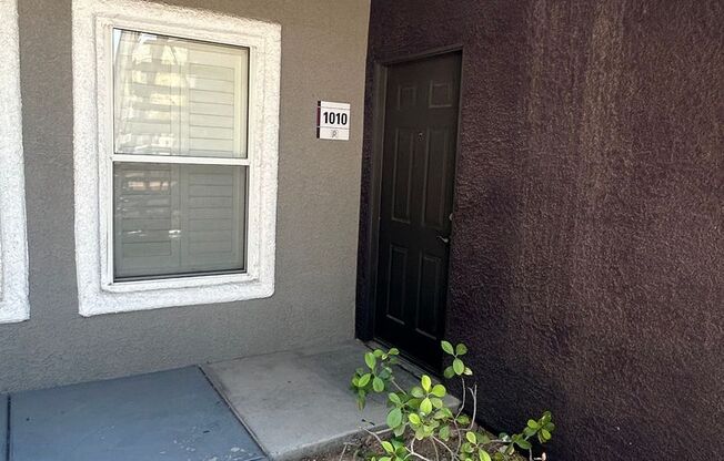 2 beds, 2 baths, $1,701.5, Unit # 1010