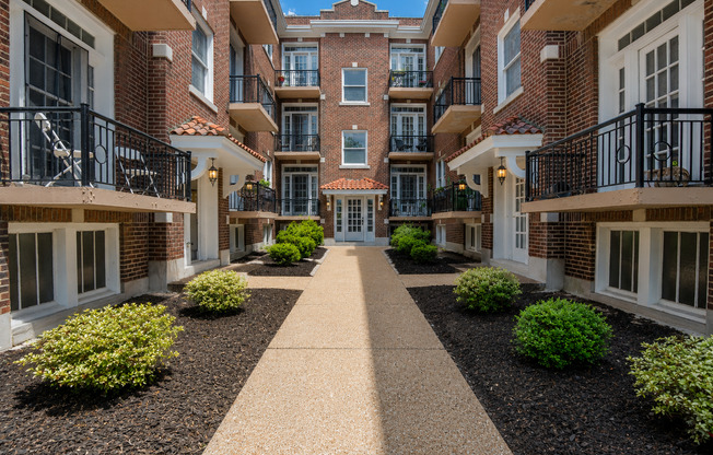 2622-26 Kingshighway