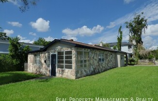 541 N CAPEN AVE