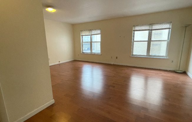 139 N 9 ST