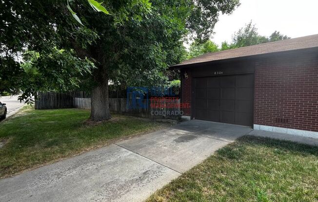 830 1/2 N TAFT AVE