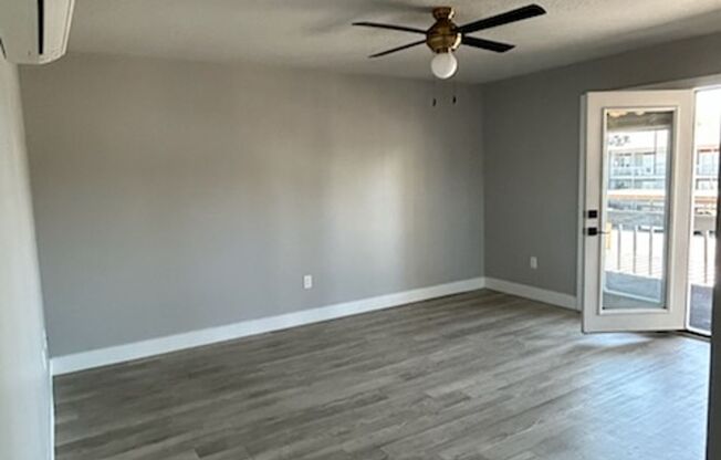 1 bed, 1 bath, 574 sqft, $1,195, Unit 18
