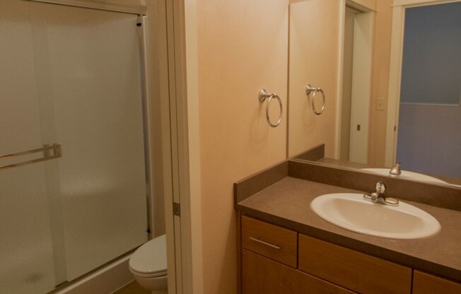 4 beds, 2.5 baths, 1,502 sqft, $3,380, Unit 04