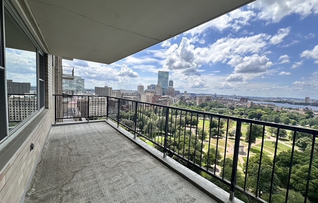 151 Tremont St