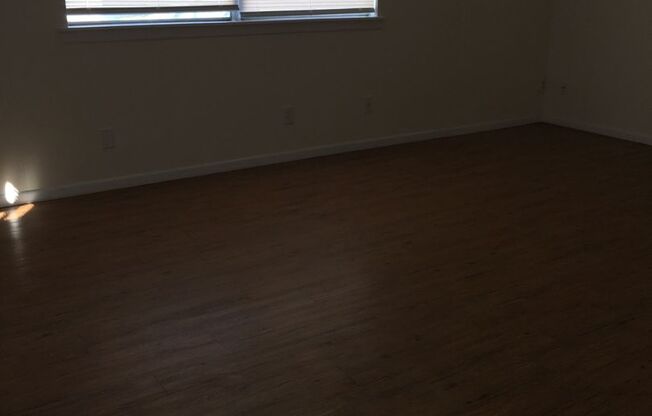 2 beds, 1 bath, 675 sqft, $683, Unit 441 Arter-Unit 08