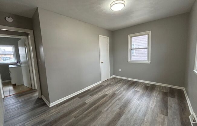 2 beds, 1 bath, $1,799