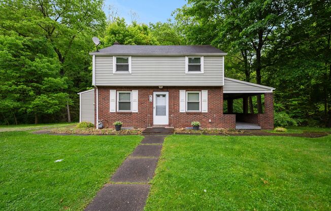 Stunning 2 bedroom home in Wilkins Township available August 1st!
