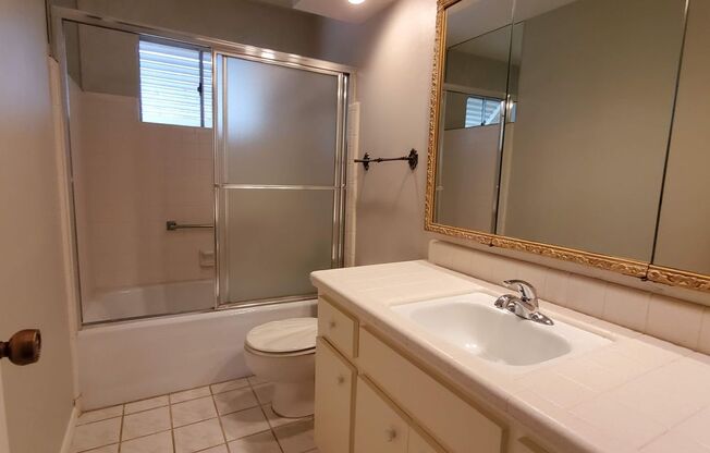 2 beds, 2 baths, $1,599