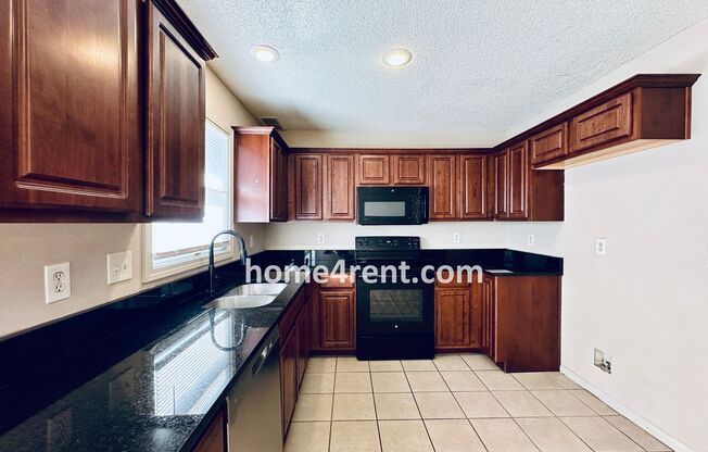 2 beds, 2 baths, $1,499