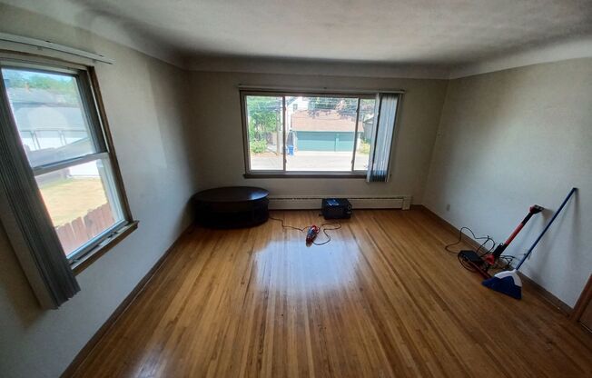 1 bed, 1 bath, 650 sqft, $999