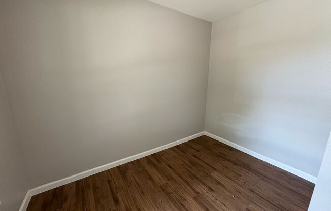 510_Three Southsiders_706 -714 S Burleson