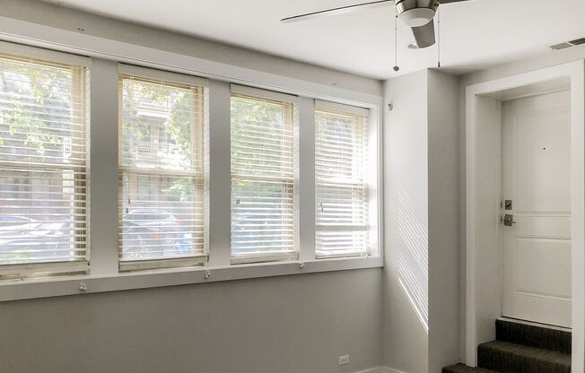 1 bed, 1 bath, 673 sqft, $2,050, Unit 3915-GS