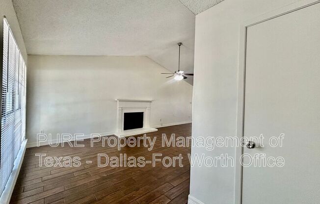 2626 BENNINGTON CT