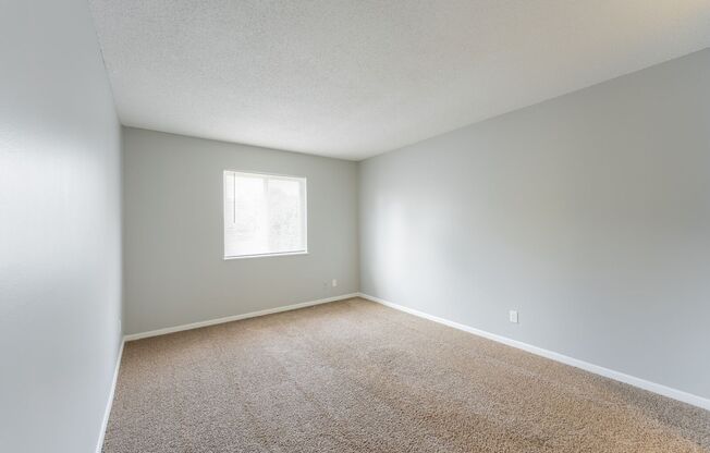 2 beds, 1 bath, 886 sqft, $1,125, Unit 421-25