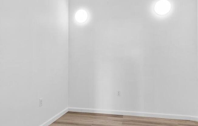 4622 FT HAMILTON PKWY