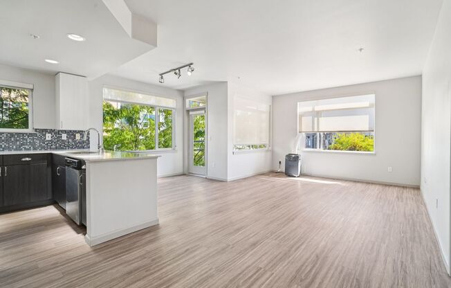 2 beds, 2 baths, 1,155 sqft, $4,295, Unit 414