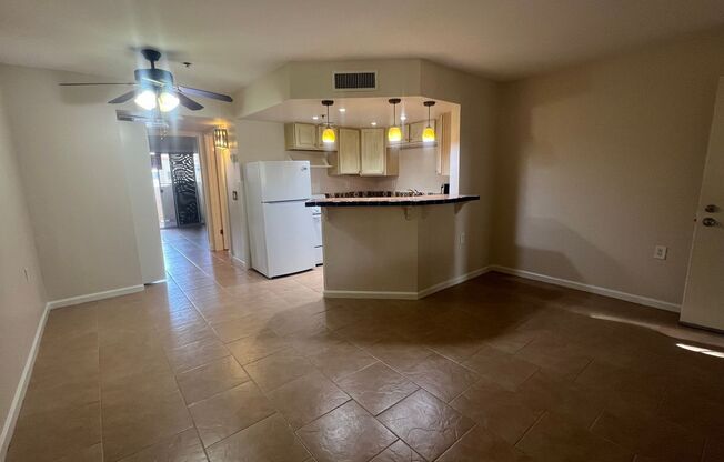 12221 W Bell Road Unit 185