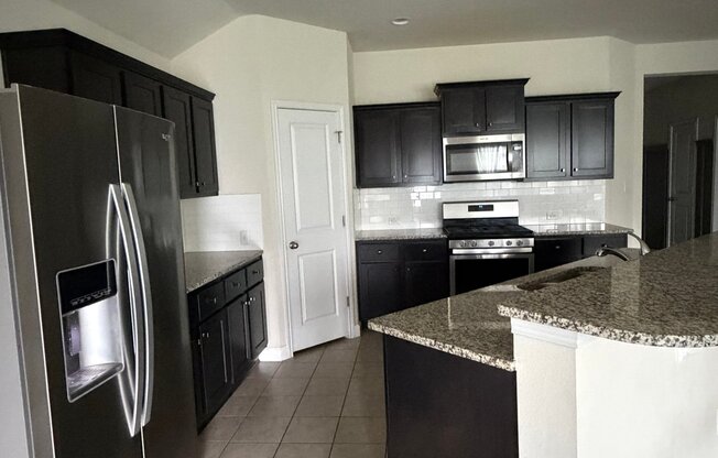 124 SAGE MDWS DR
