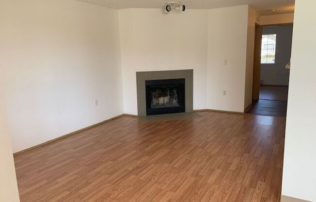 1 bed, 1 bath, 674 sqft, $1,450, Unit A101