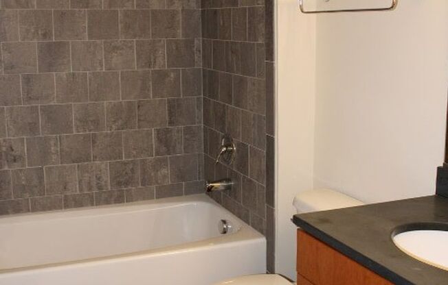 2 beds, 2 baths, 800 sqft, $3,495, Unit 101