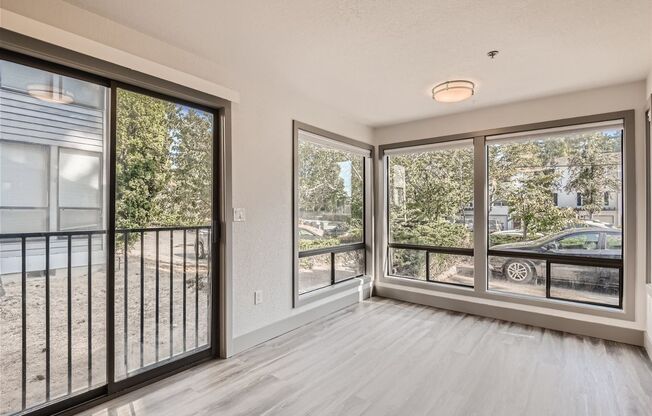 12606 Bellevue
