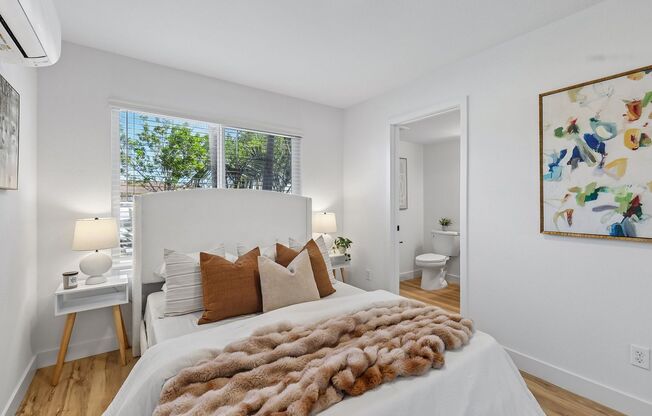 3 beds, 2.5 baths, 945 sqft, $3,395, Unit 1