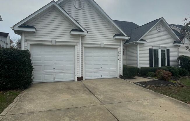 Lovely 2 car garage home in Charlotte