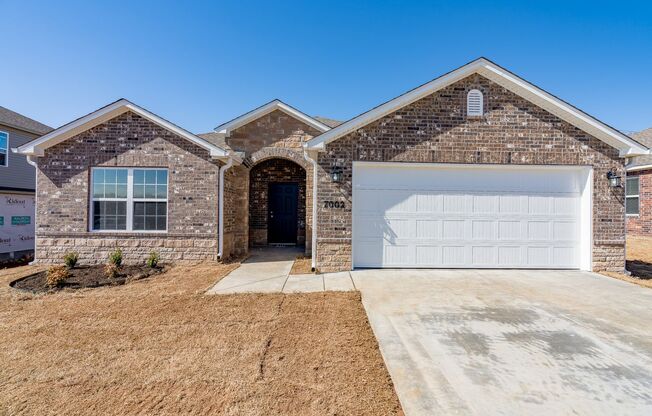 Brand New 4 BR Home Near Walmart HQ and DCs!